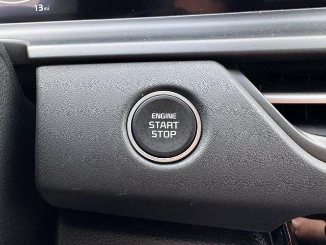 Photo of 2025 Steel Kia Seltos