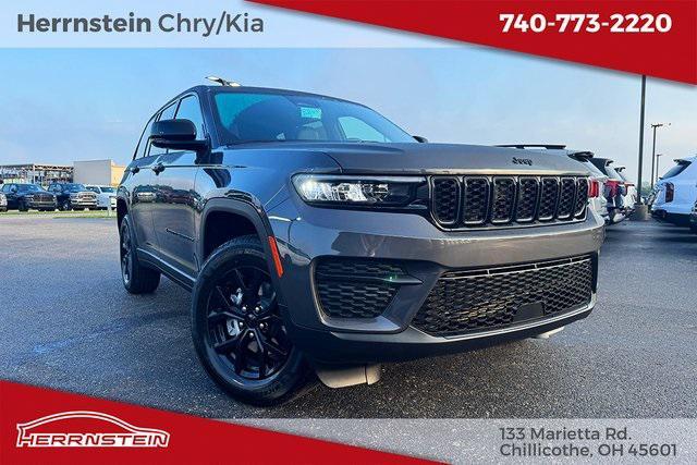Photo of 2025 Baltic Gray Metallic Clearcoat Jeep Grand Cherokee