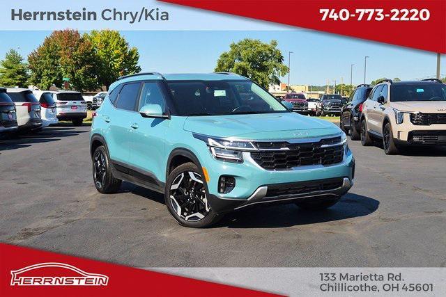 Photo of 2024 Pluton Blue/Black Roof Kia Seltos