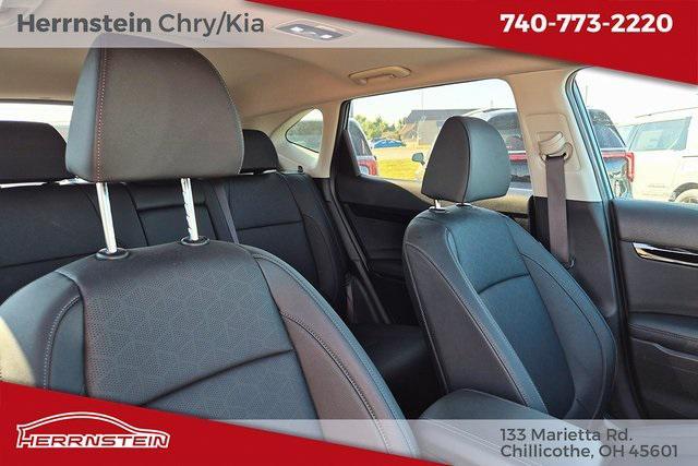 Photo of 2024 Pluton Blue/Black Roof Kia Seltos
