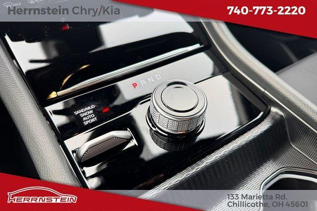 Photo of 2025 Baltic Gray Metallic Clearcoat Jeep Grand Cherokee