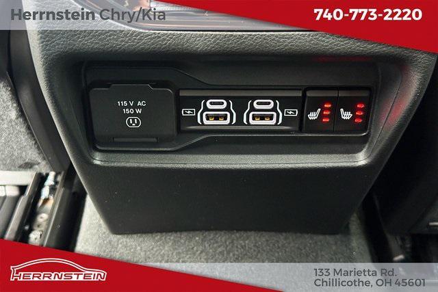 Photo of 2025 Baltic Gray Metallic Clearcoat Jeep Grand Cherokee