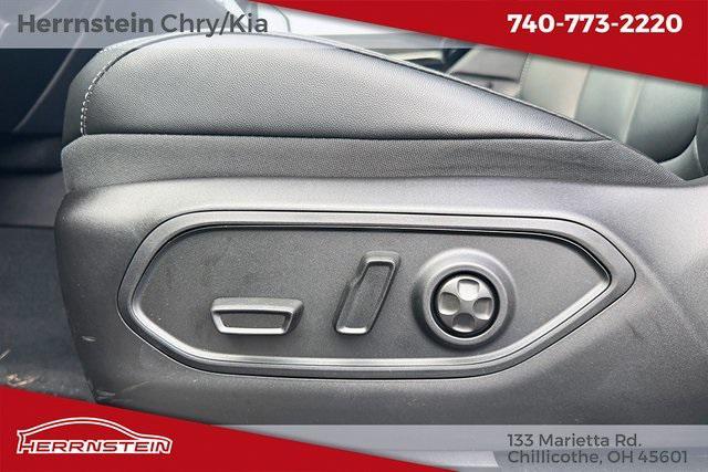 Photo of 2025 Baltic Gray Metallic Clearcoat Jeep Grand Cherokee