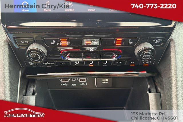 Photo of 2025 Baltic Gray Metallic Clearcoat Jeep Grand Cherokee