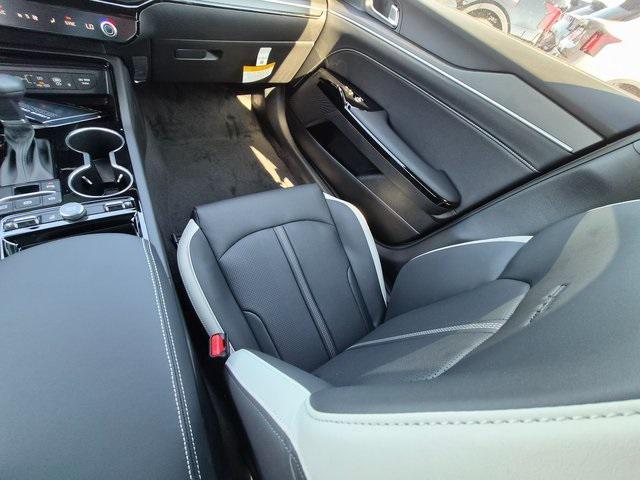 Photo of 2026 Gray Kia K5