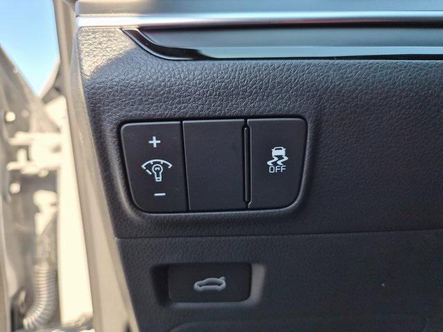Photo of 2026 Gray Kia K5