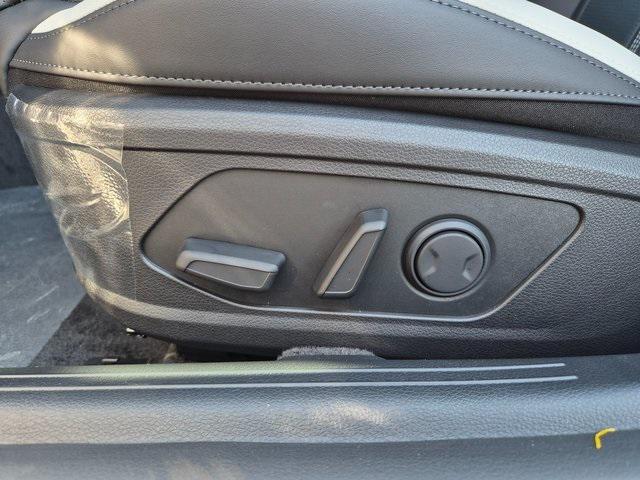 Photo of 2026 Gray Kia K5