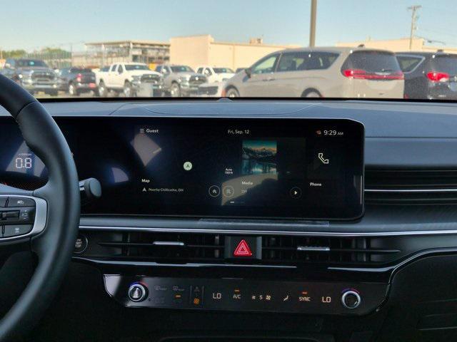 Photo of 2026 Gray Kia K5