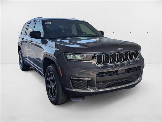 Photo of 2025 Baltic Gray Metallic Clearcoat Jeep Grand Cherokee L