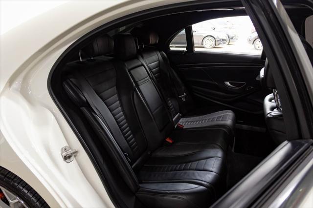 Photo of 2016 White Mercedes-Benz S-Class