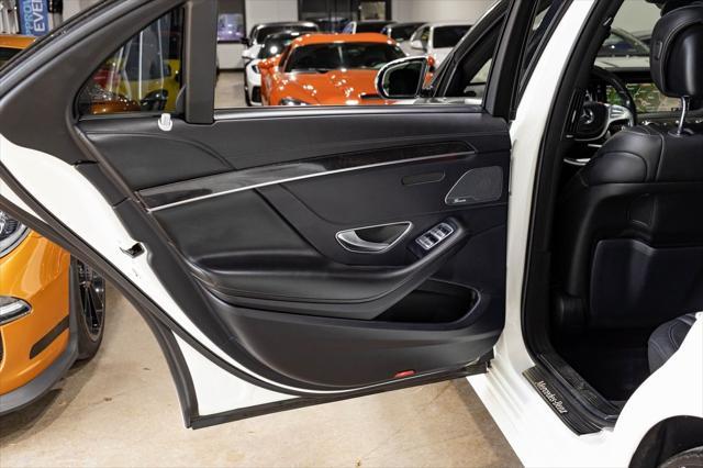 Photo of 2016 White Mercedes-Benz S-Class