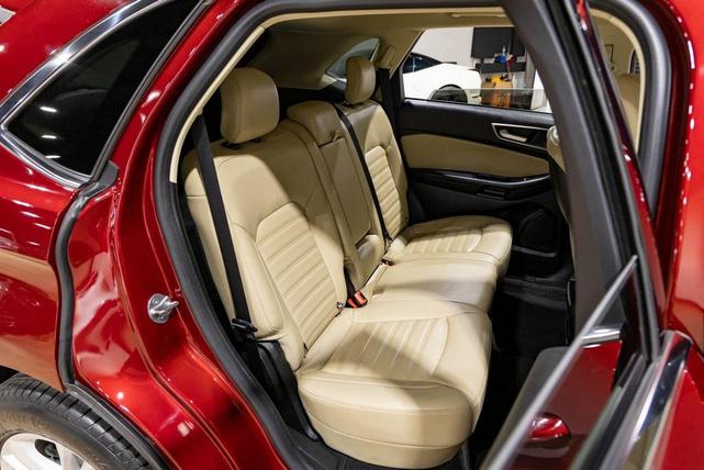 Photo of 2019 Ruby Red Metallic Tinted Clearcoat Ford Edge