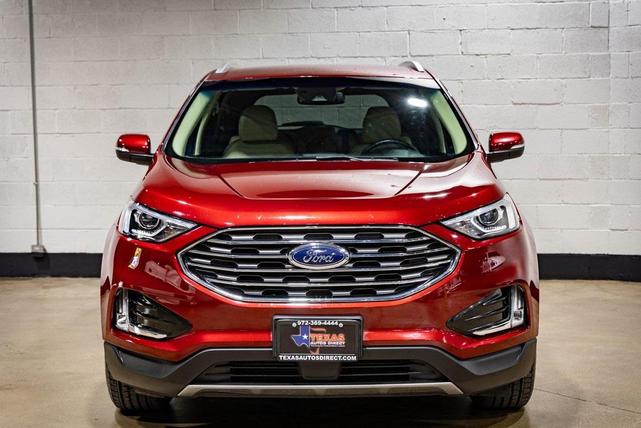 Photo of 2019 Ruby Red Metallic Tinted Clearcoat Ford Edge