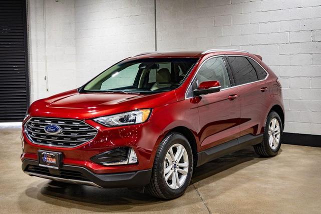 Photo of 2019 Ruby Red Metallic Tinted Clearcoat Ford Edge