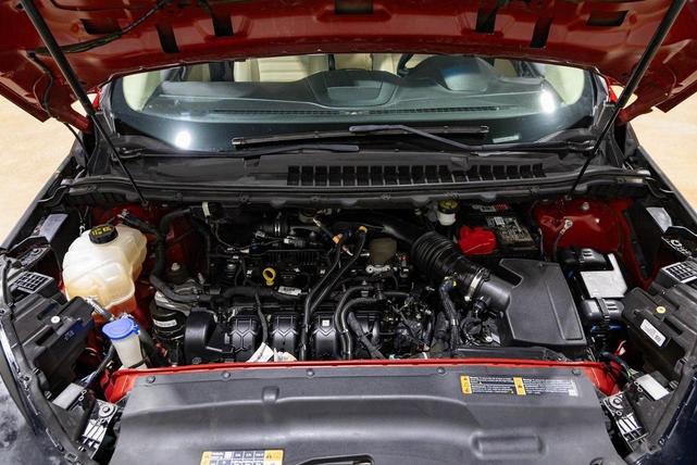 Photo of 2019 Ruby Red Metallic Tinted Clearcoat Ford Edge