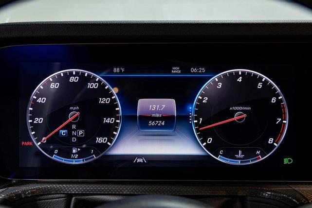 Photo of 2021 White Mercedes-Benz G-Class
