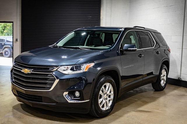 Photo of 2018 Graphite Metallic Chevrolet Traverse