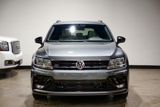 Photo of 2020 Platinum Gray Metallic Volkswagen Tiguan