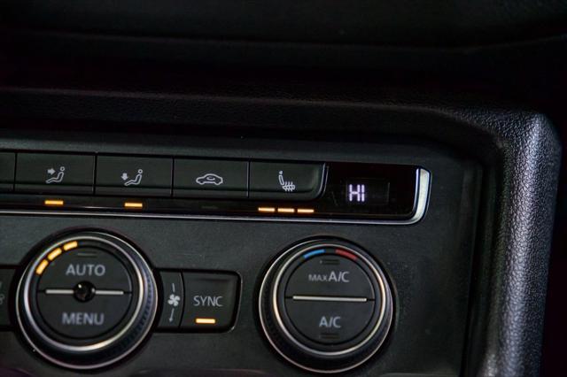Photo of 2020 Platinum Gray Metallic Volkswagen Tiguan