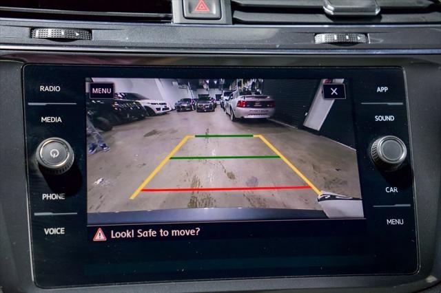 Photo of 2020 Platinum Gray Metallic Volkswagen Tiguan