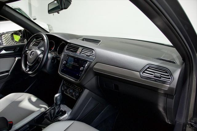 Photo of 2020 Platinum Gray Metallic Volkswagen Tiguan
