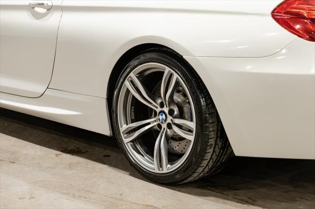 Photo of 2012 Alpine White BMW M6