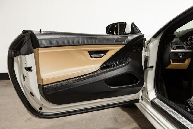Photo of 2012 Alpine White BMW M6