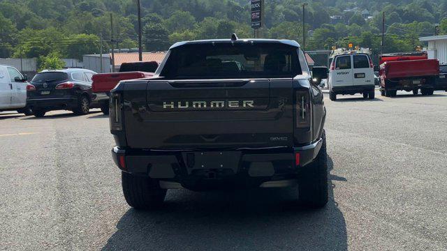 Photo of 2025 Deep Aurora Metallic (Dark Bronze) GMC HUMMER EV Pickup
