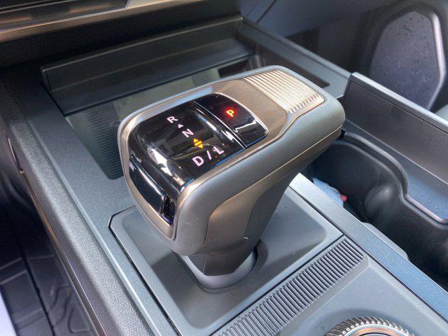 Photo of 2025 Deep Aurora Metallic (Dark Bronze) GMC HUMMER EV Pickup