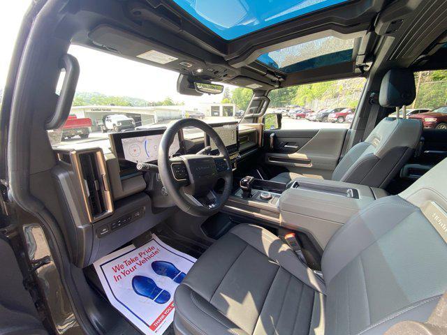Photo of 2025 Deep Aurora Metallic (Dark Bronze) GMC HUMMER EV Pickup