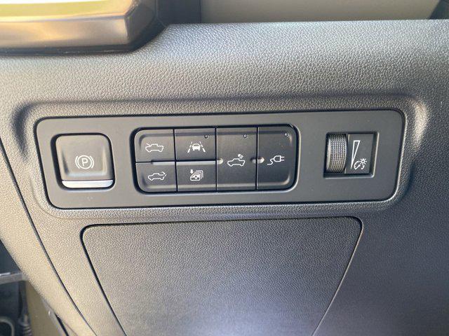 Photo of 2025 Deep Aurora Metallic (Dark Bronze) GMC HUMMER EV Pickup