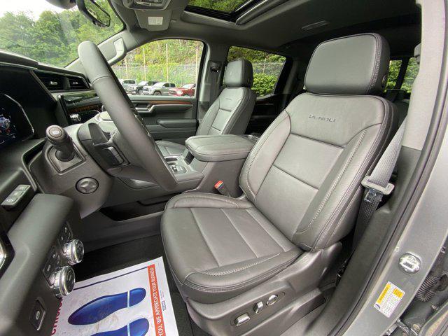 Photo of 2025 Sterling Metallic GMC Sierra 1500