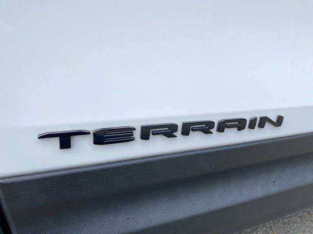 Photo of 2023 Summit White GMC Terrain
