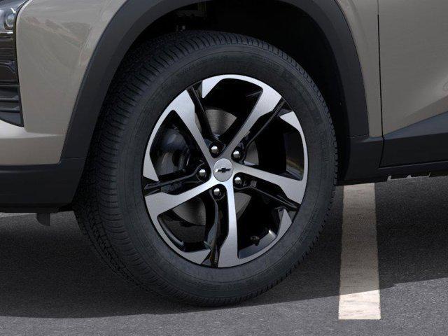 Photo of 2026 Summit White Chevrolet Trax