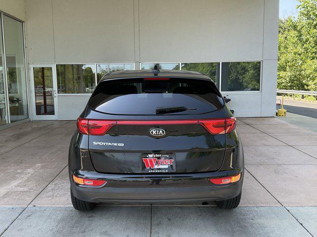 Photo of 2017 Black Cherry Kia Sportage