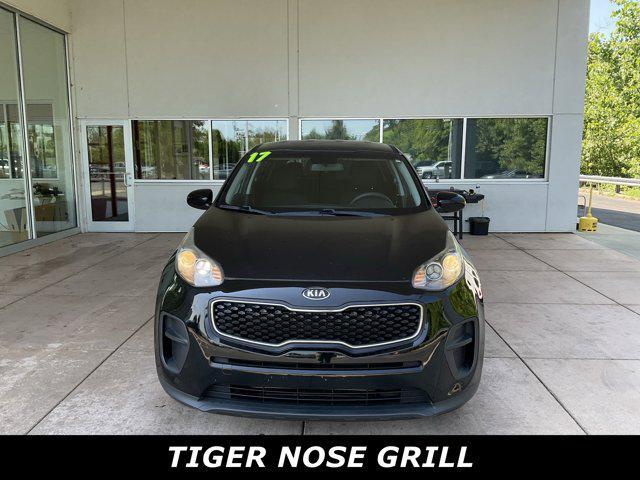Photo of 2017 Black Cherry Kia Sportage