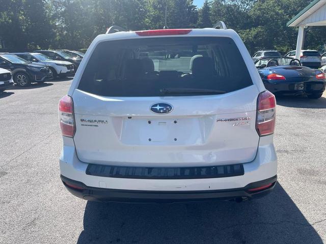 Photo of 2015 Satin White Pearl Subaru Forester