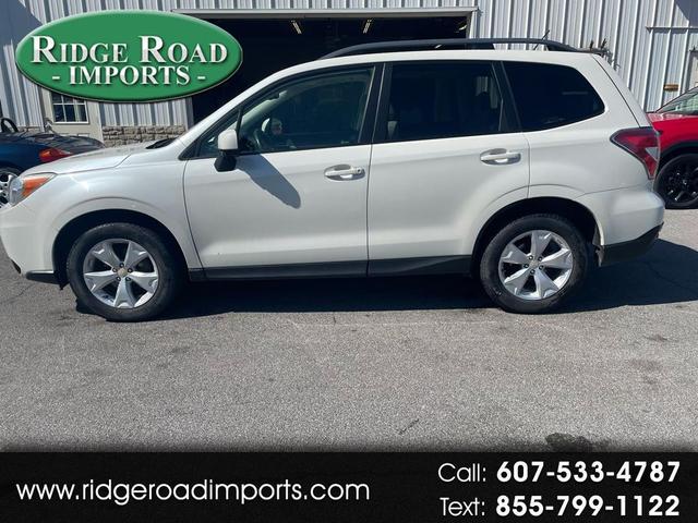 Photo of 2015 Satin White Pearl Subaru Forester