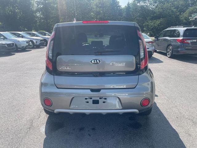 Photo of 2019 Titanium Gray Kia Soul