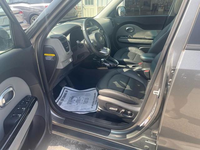 Photo of 2019 Titanium Gray Kia Soul