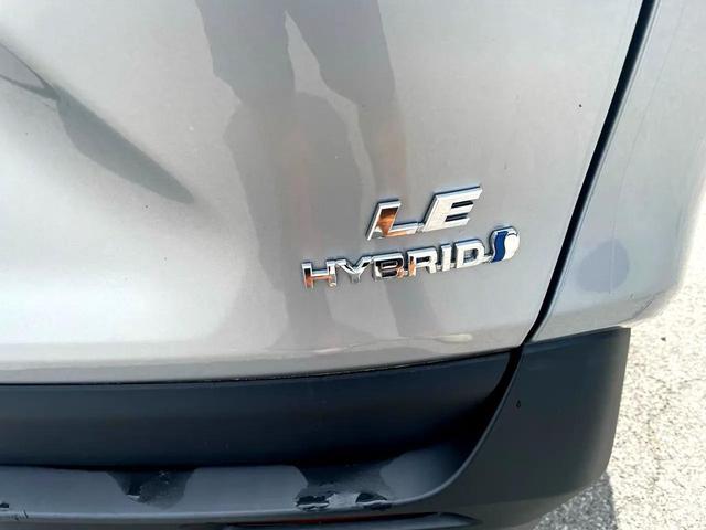 Photo of 2022 Silver Sky Metallic Toyota RAV4 Hybrid