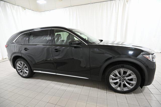 Photo of 2024 Jet Black Mica Mazda CX-90