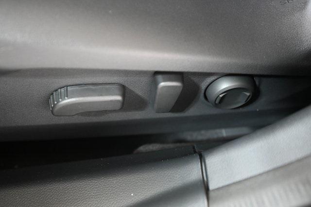 Photo of 2025 Ice Silver Metallic Subaru Outback