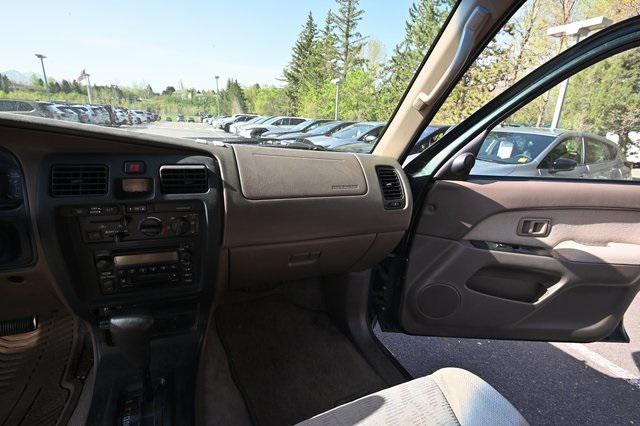 Photo of 2000 Imperial Jade Mica Toyota 4Runner