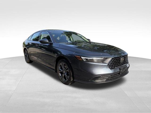 Photo of 2023 Gray Honda Accord