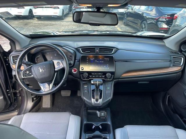 Photo of 2018 Modern Steel Metallic Honda CR-V