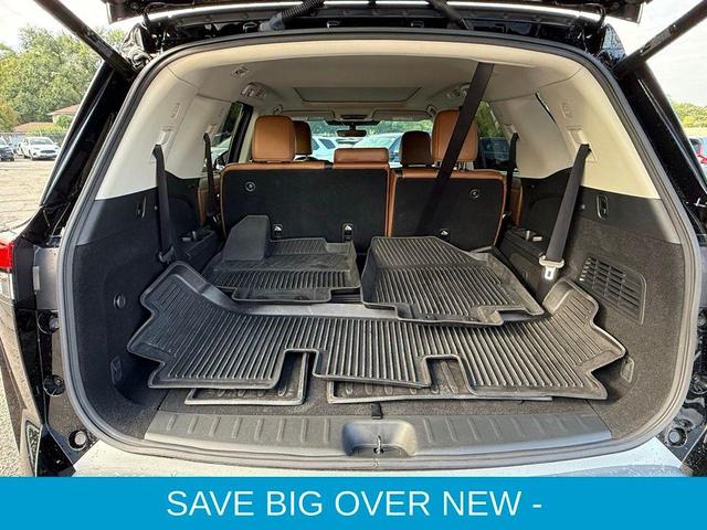 Photo of 2023 Black Nissan Pathfinder