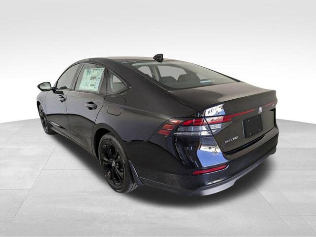 Photo of 2025 Crystal Black Pearl Honda Accord