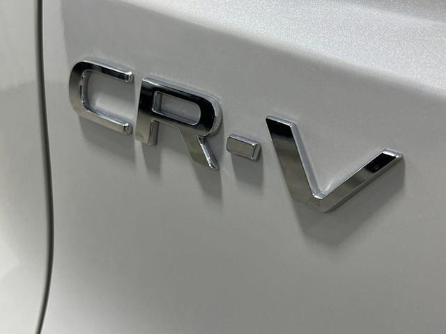 Photo of 2026 Platinum White Honda CR-V
