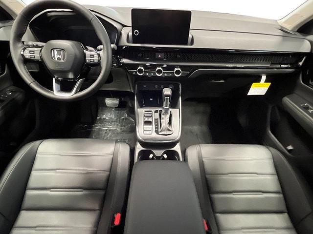 Photo of 2026 Platinum White Honda CR-V